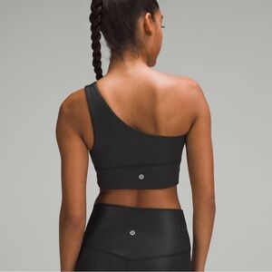 Lululemon Align Asymmetrical
Ribbed Bra Size 8 EUC Black Shine